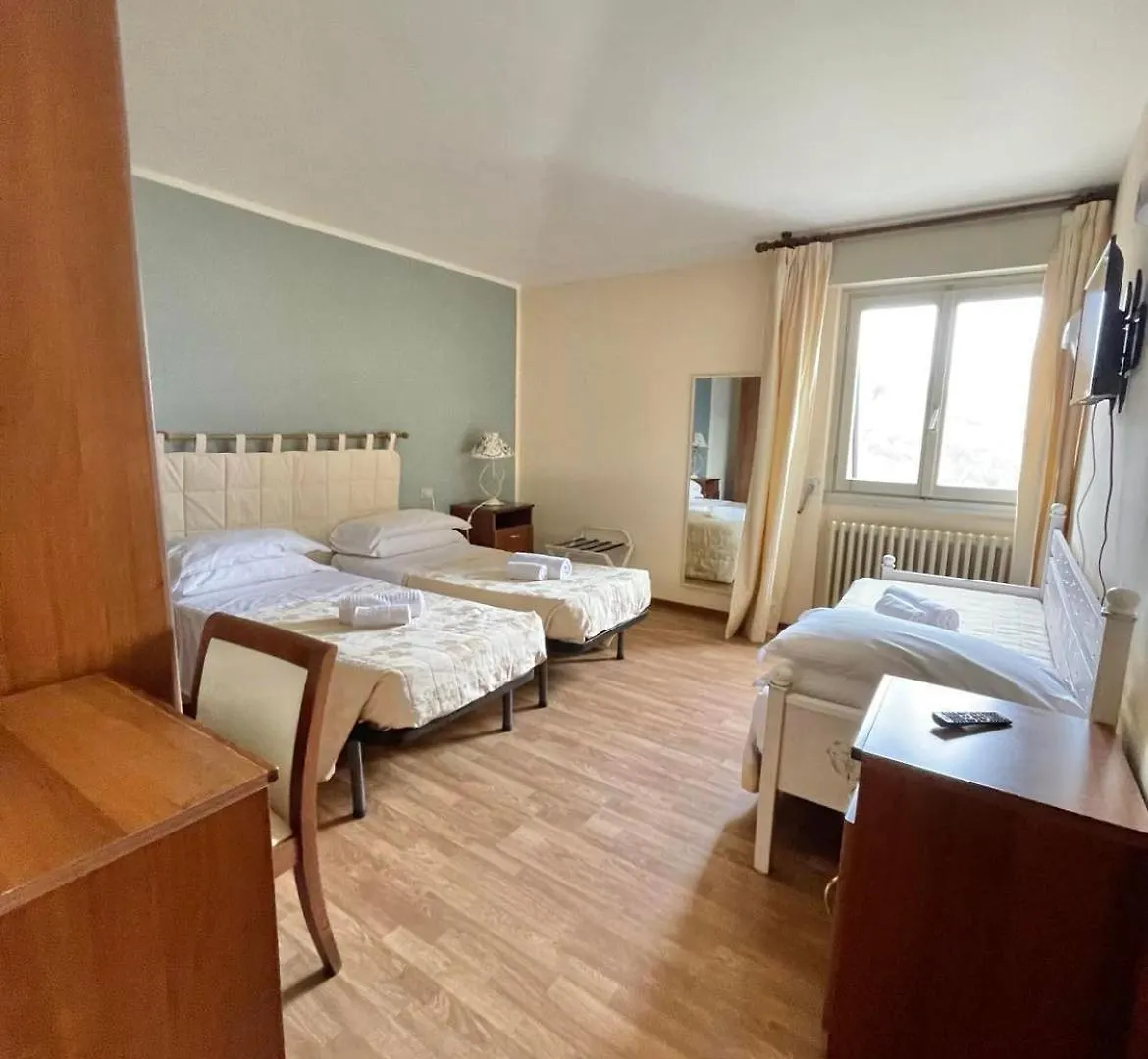 Hotel Ristorante La Sorgente Plesio Olaszország