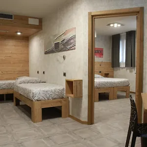 Hotel Bed & , Corte Rossa -1 Min Walk To Bernina Express